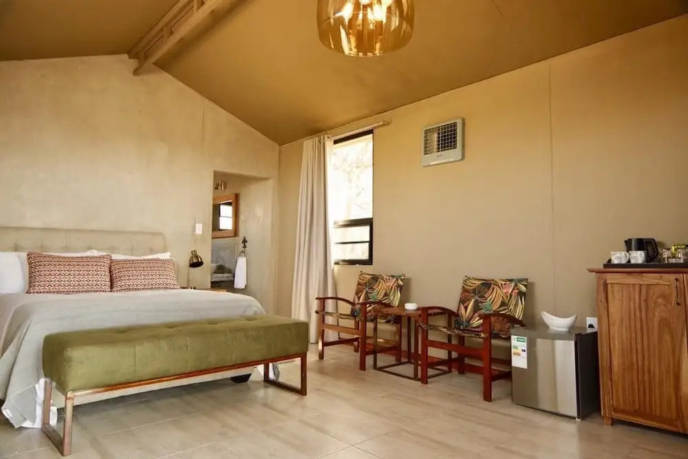 Kifaru Luxury Lodge & Bush Camp