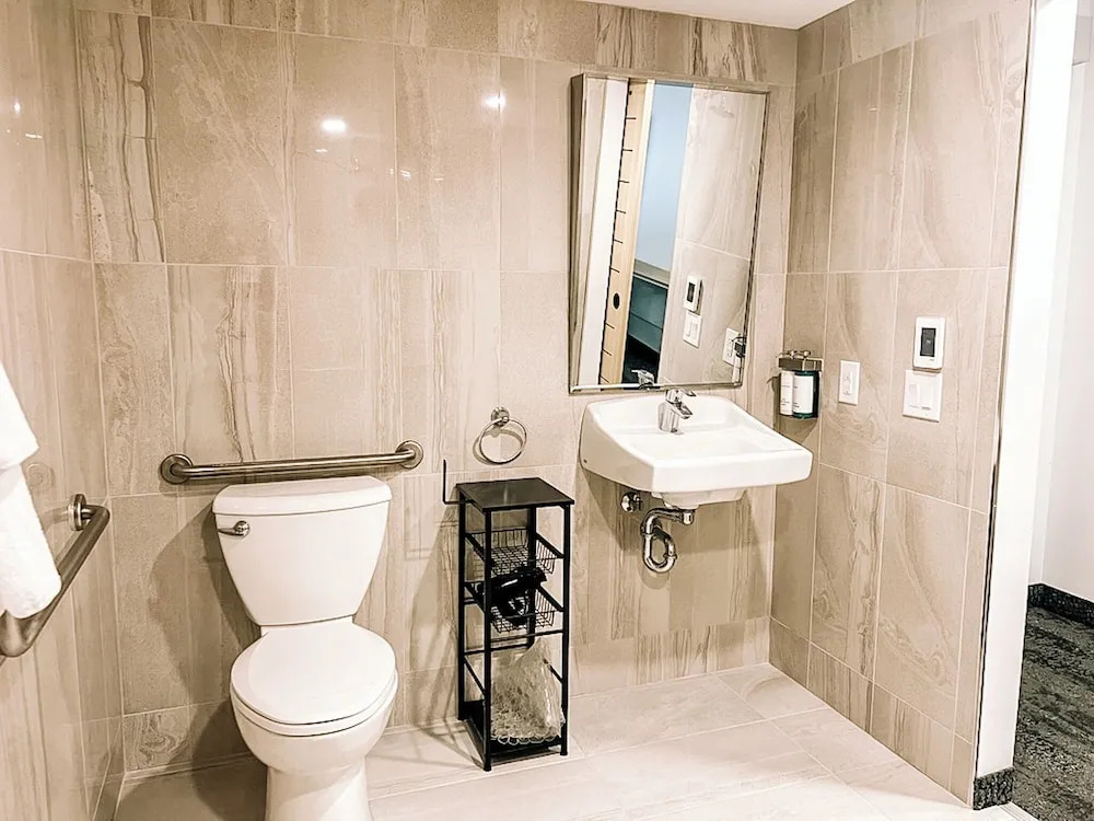 La Place Rendez-Vous Hotel