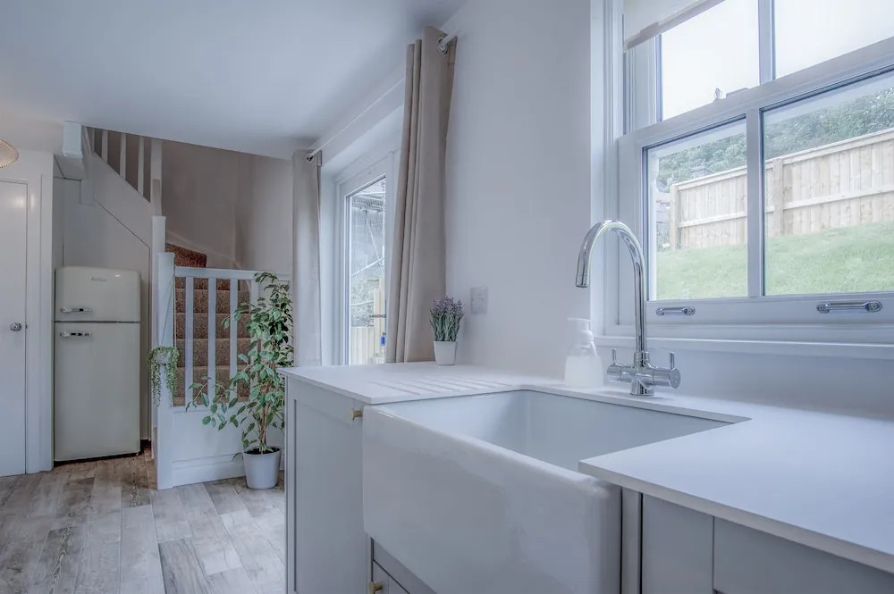 Brook Cottage - 2 Bedroom Cottage - Dale