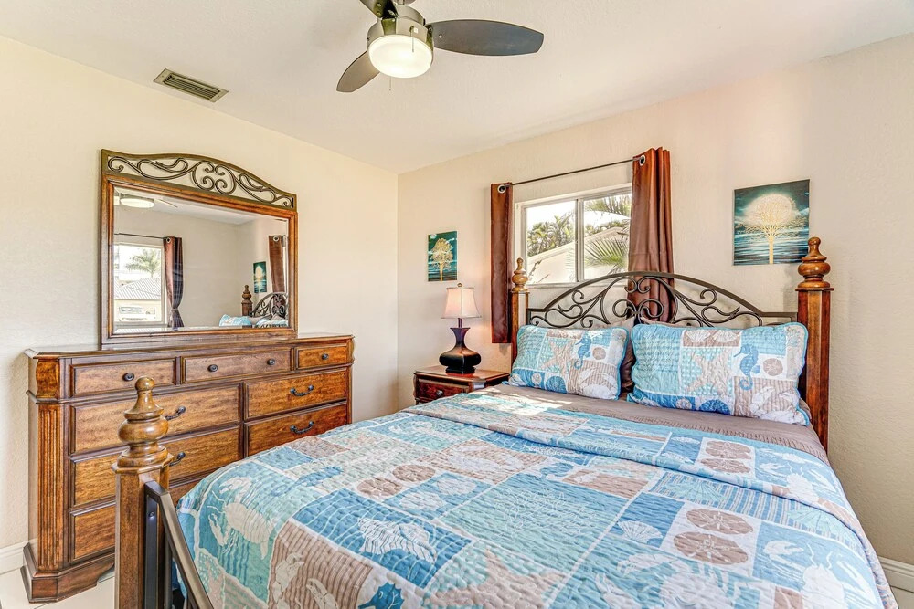 Pet-friendly Cape Coral Paradise w/ Yard!