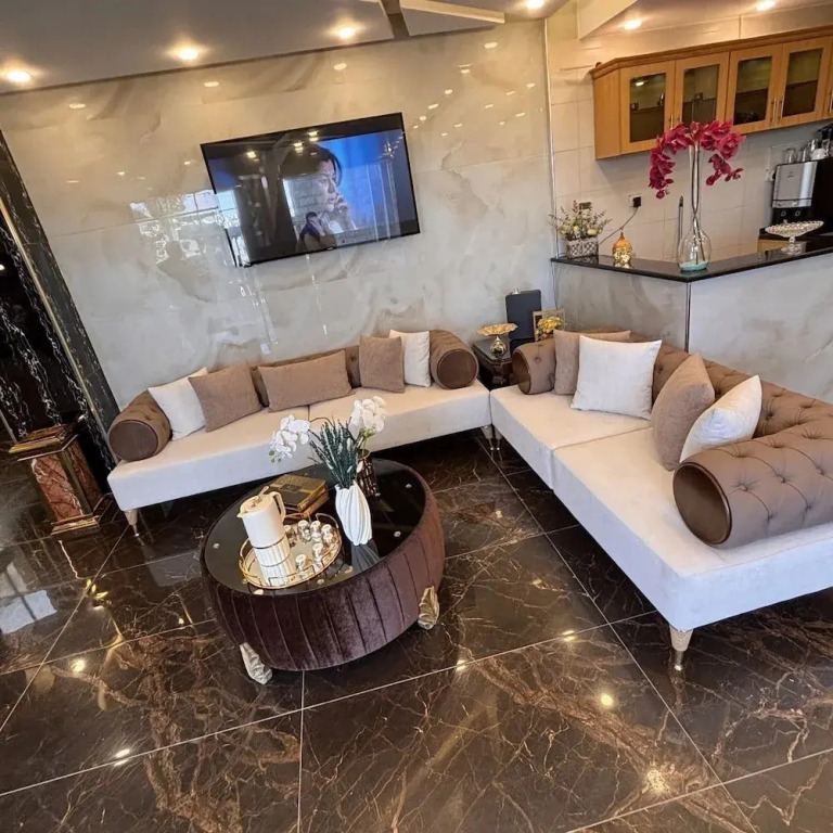 Alfarouq Hotel