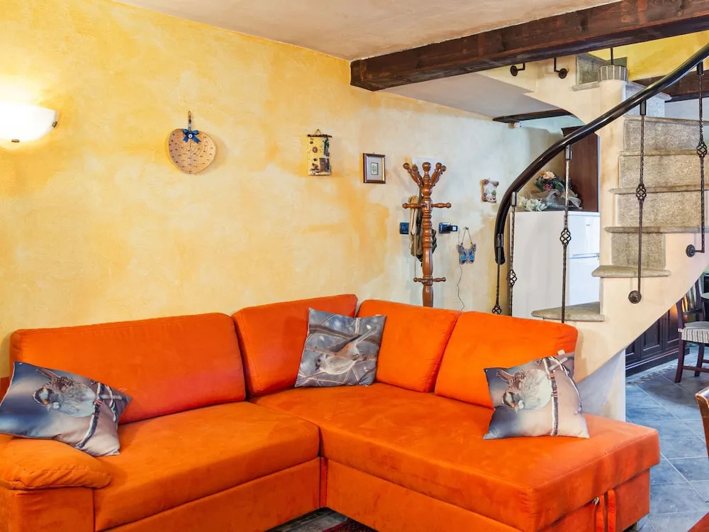 Pleasant Holiday Home in Serravalle Scrivia With Garden