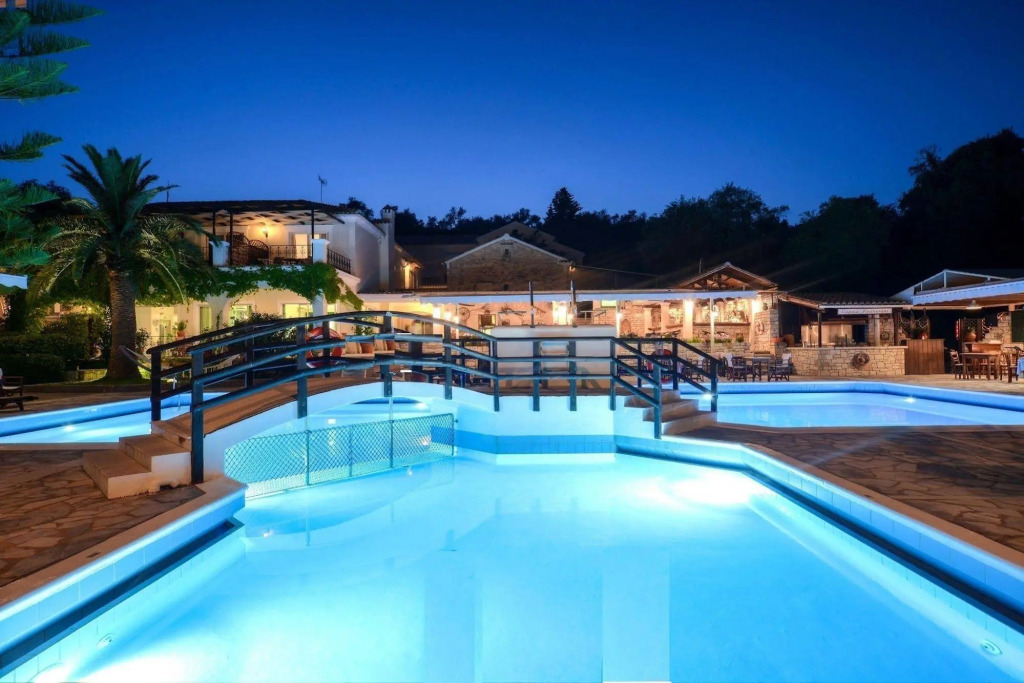 Paxos Club Resort & SPA