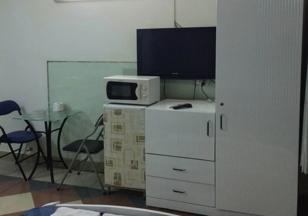 Smiley Apartment 1