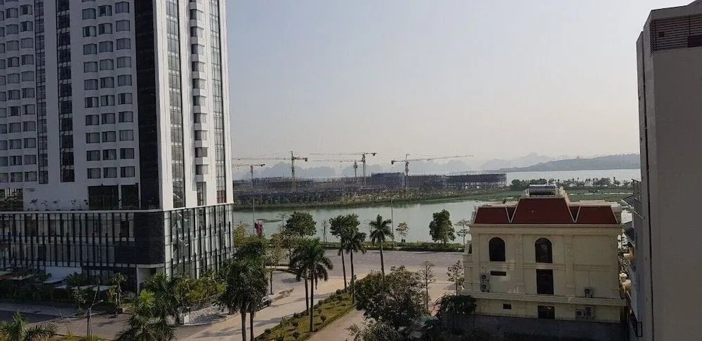 An Phú Hạ Long Luxury Hotel