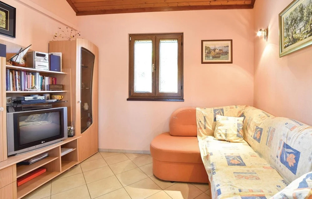 Amazing Home in Necujam With Wifi and 2 Bedrooms