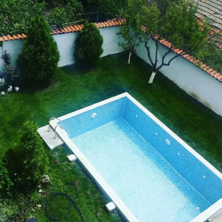 Brilliantin Guest House