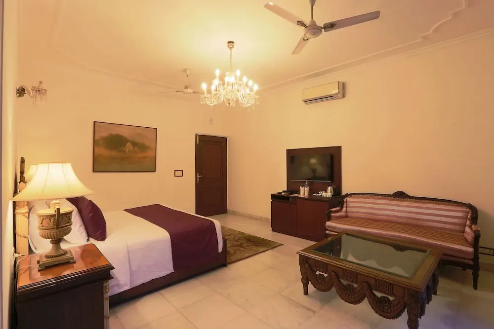 The Regent Villa-A Boutique Hotel