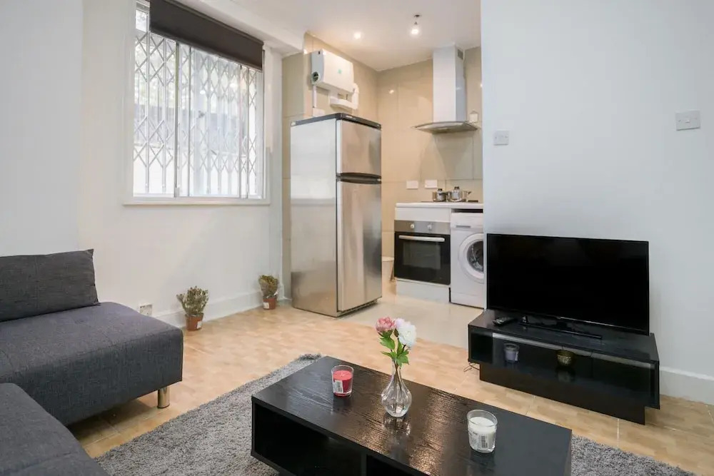 Elegant & Central 1BR near Little Venice