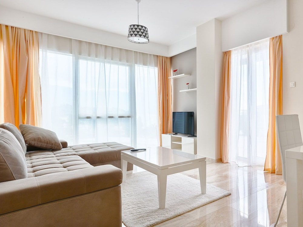 Lux Apartments Sunrior
