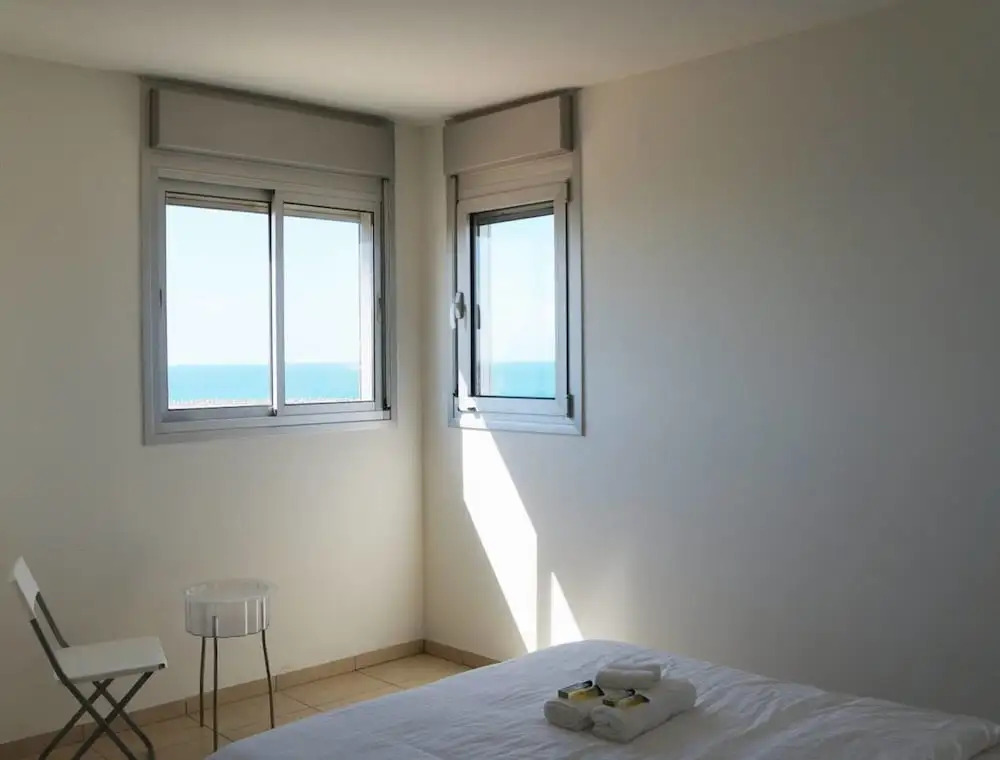Luxury Apartment On The Beach
