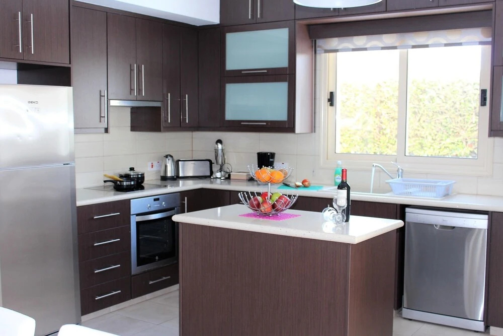 Avrora Villa PV