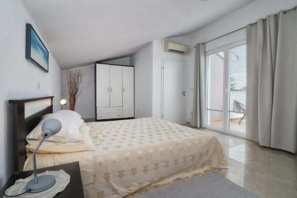 Apartments Link