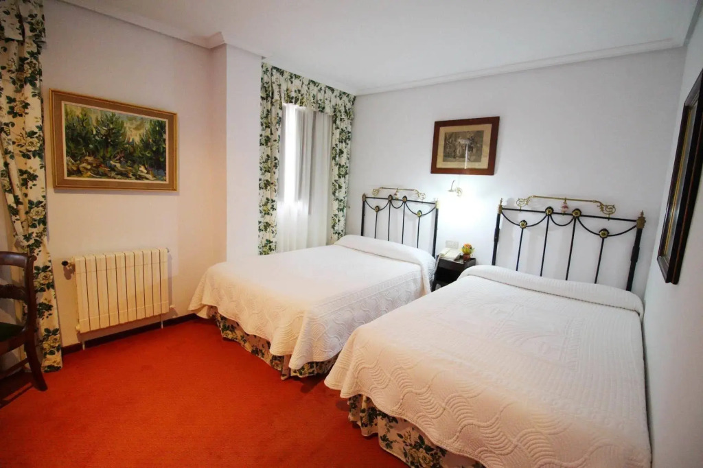 Hotel Santillana