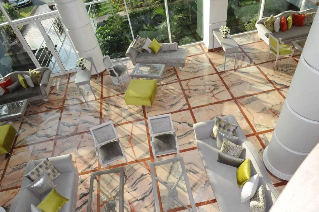 Le Zenith Hotel