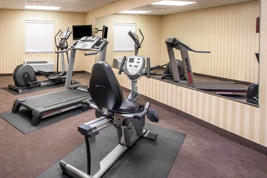 Sleep Inn & Suites Airport
