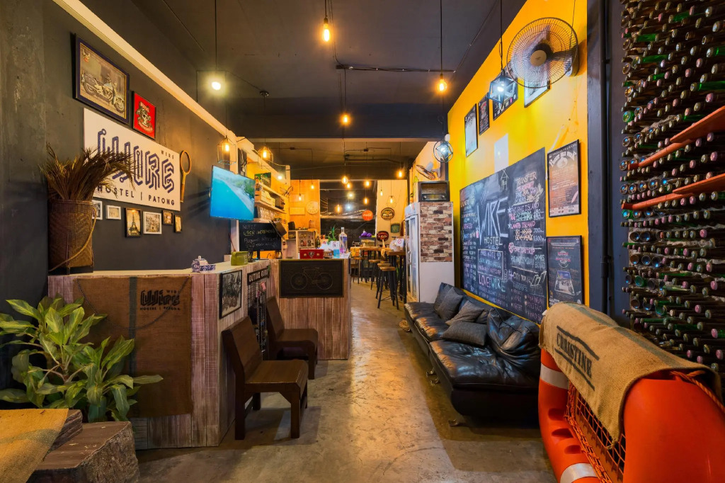 Wire Hostel Patong