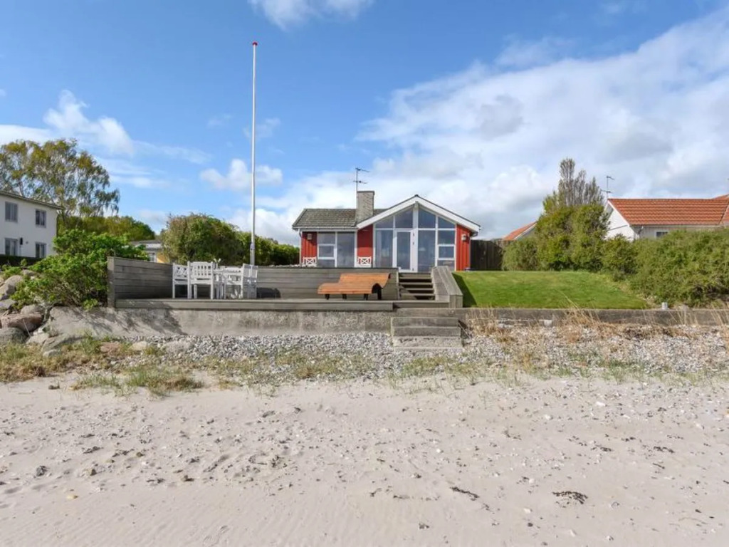 Holiday Home Keti - 5m from the sea by Interhome