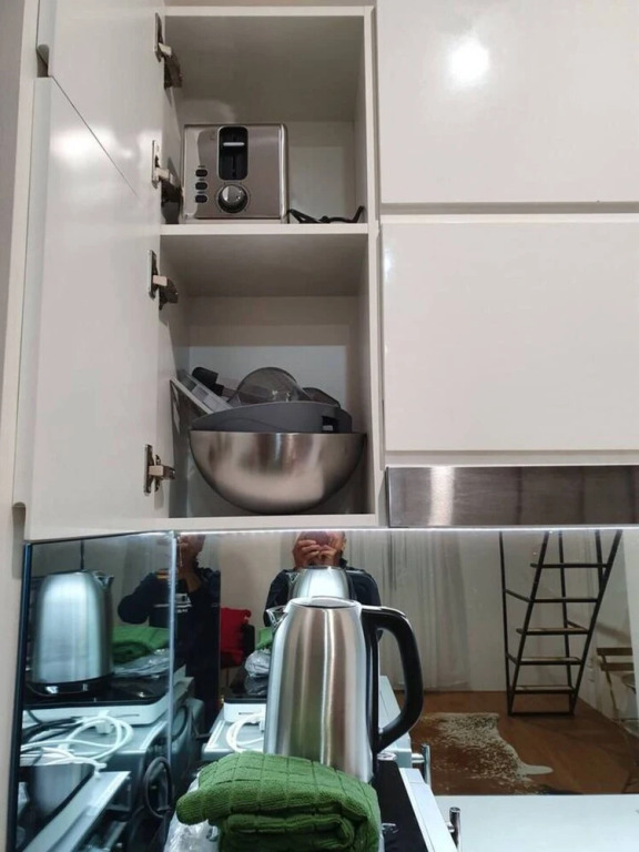 THE Roezetta1 Luxury Stylish Unit, Walk TO City