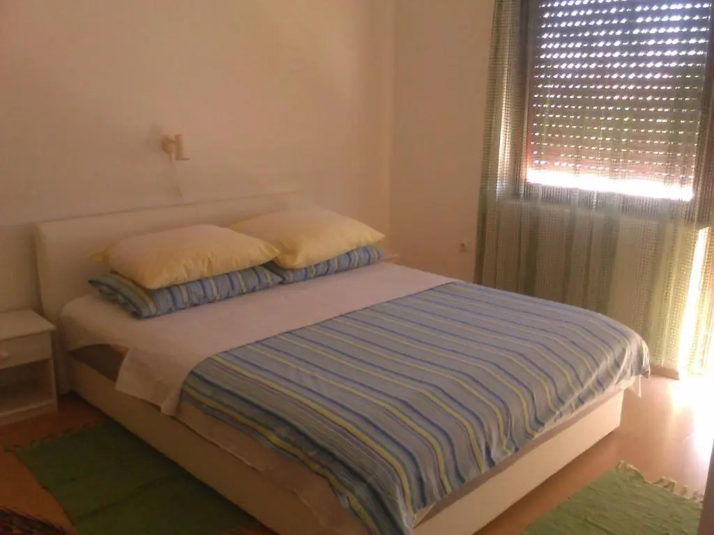 Charlie Apartments