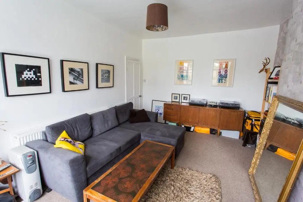 36B Burton Road