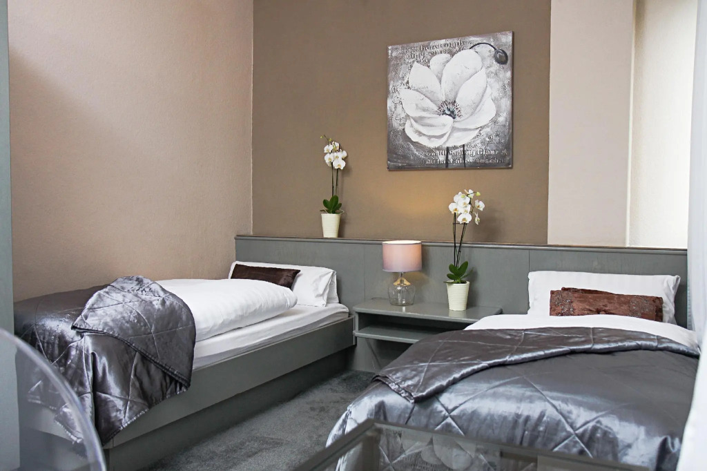 Hotel Lux