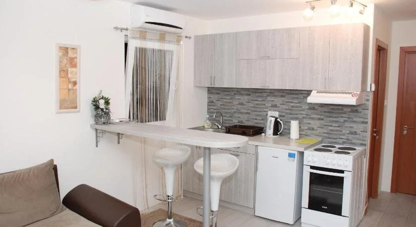 Franstal Apartments