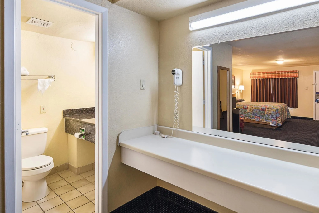 Motel 6 Waco, TX