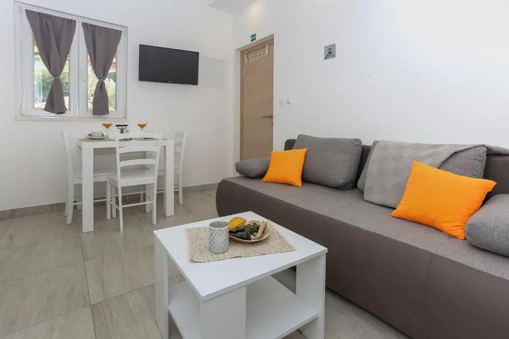 Brunos Pool House Ciovo