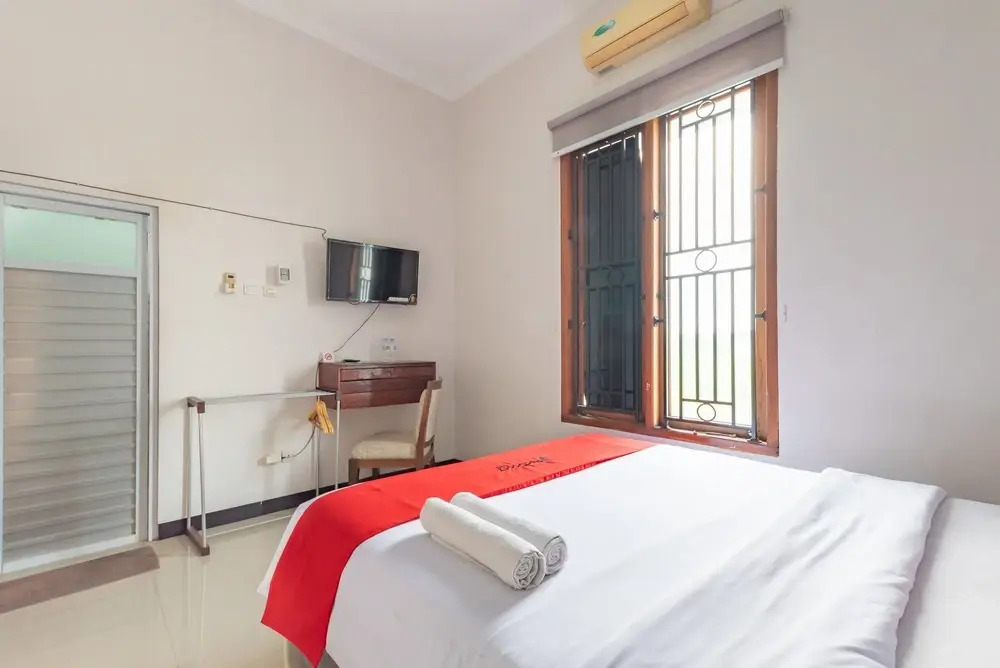RedDoorz Near Majapahit Semarang