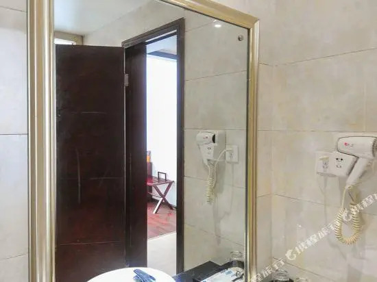 Shen Nong Hotel
