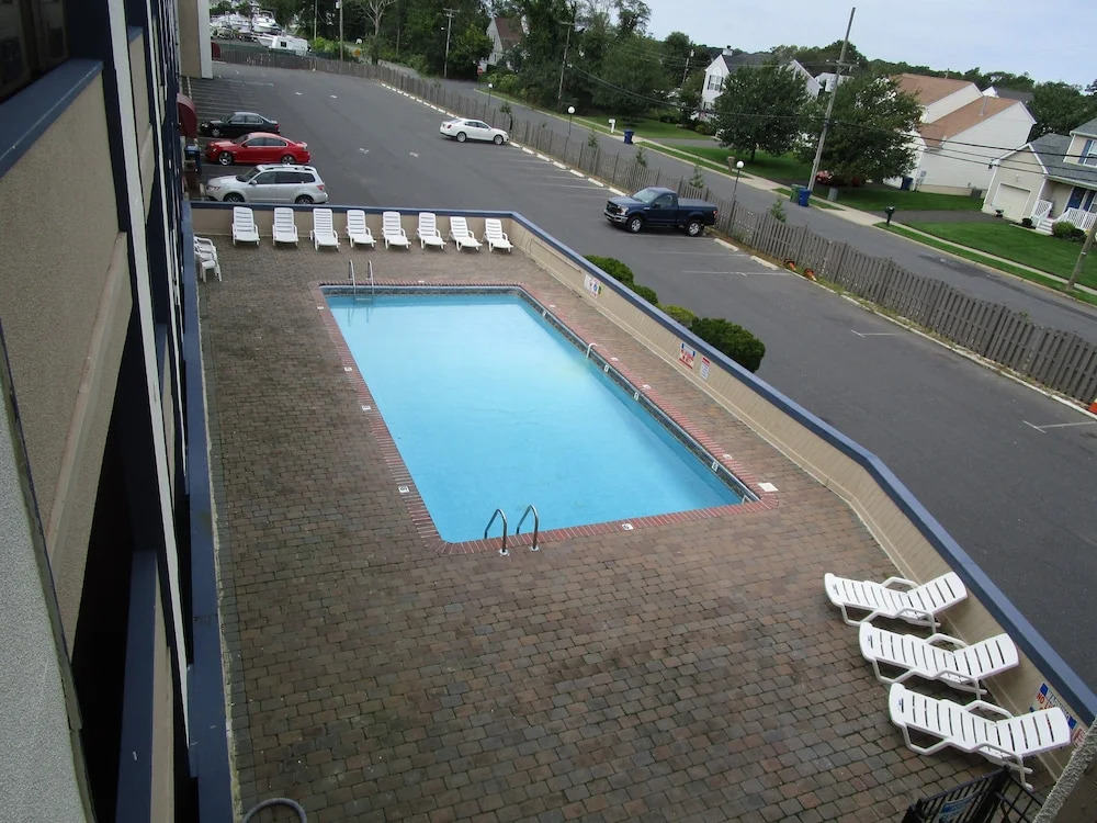Americas Best Value Inn Neptune