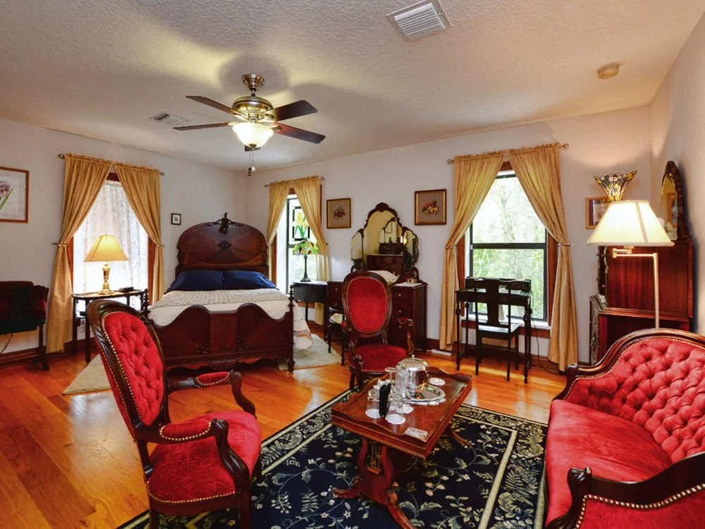 Cinnamon Inn