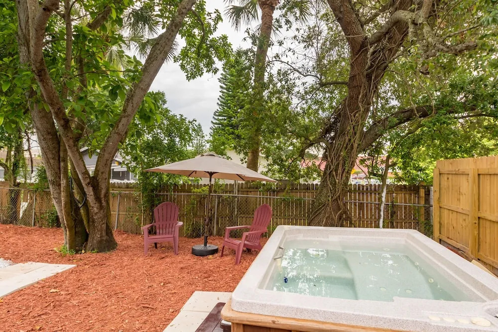Pool Home In The Heart Of Tampa