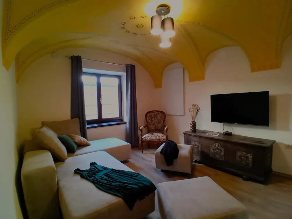 Vila Radolca apartments and rooms