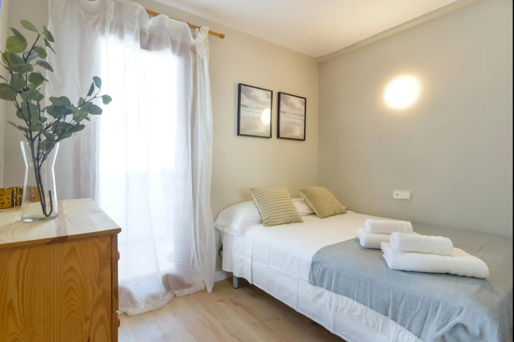 APARTAMENTO A 200 M DEL PUERTO, bonanza 15 1C