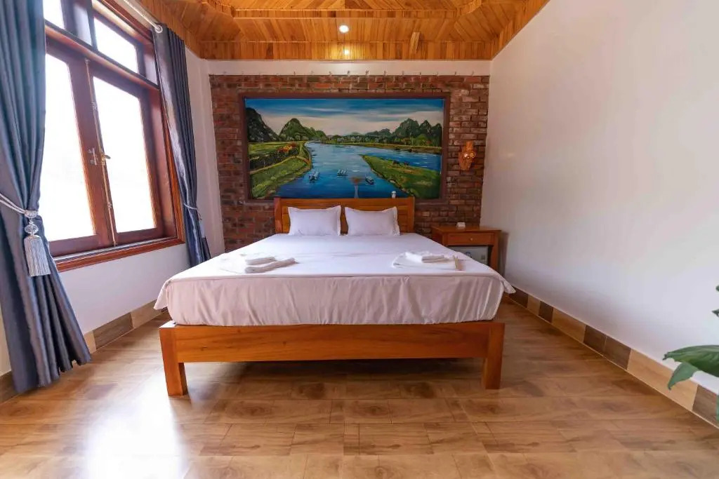 Phong Nha Hillside View Bungalow