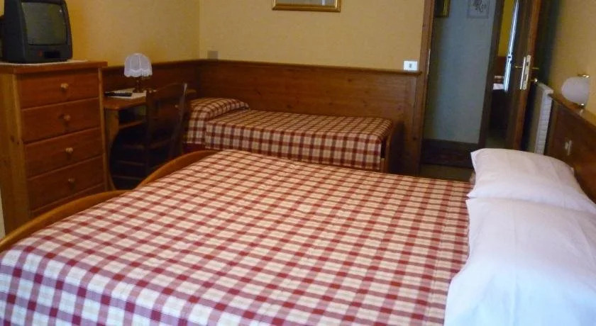 Hotel I Rododendri