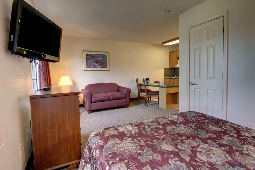 InTown Suites Extended Stay Murfreesboro TN - MTSU