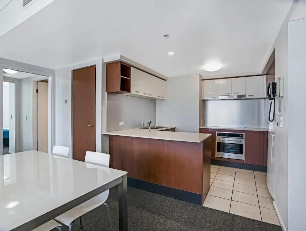 Towers of Chevron - Private Apartments - Hosted by Coastal Letting Co