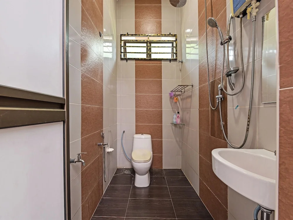OYO Home 90448 Nurbayu Guest House