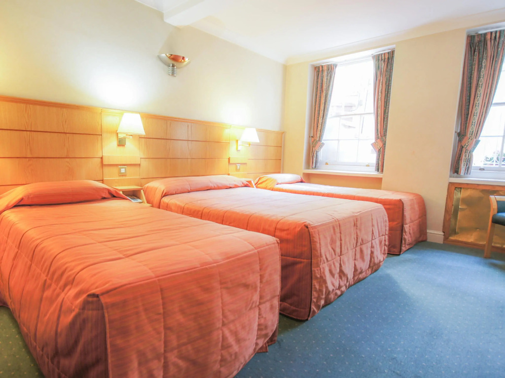 The Nayland Hotel