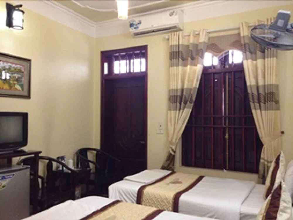 Viet Nhat Hotel