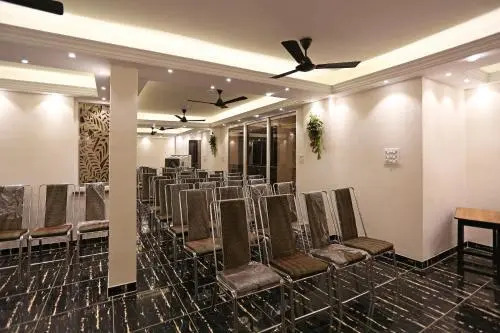 Hotel Mittal By OYO Rooms