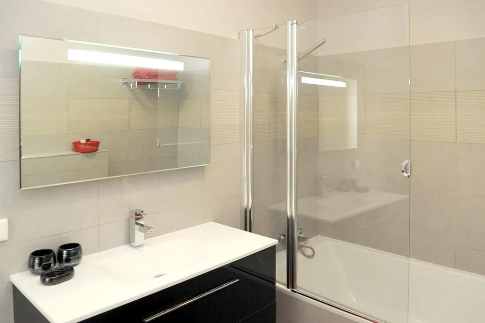 Studio in Vila Baleira, With Wonderful sea View, Shared Pool and Furnished Balcony - 400 m From the Beach