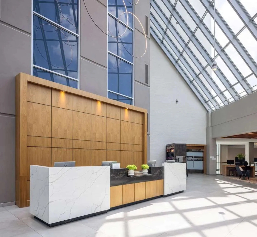 Holiday Inn Select Peachtree Corner