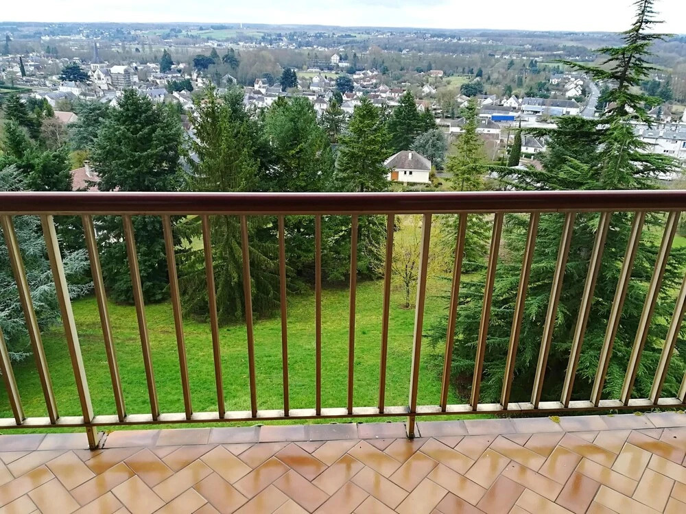 Apartment With one Bedroom in Montrichard Val de Cher, With Wonderful