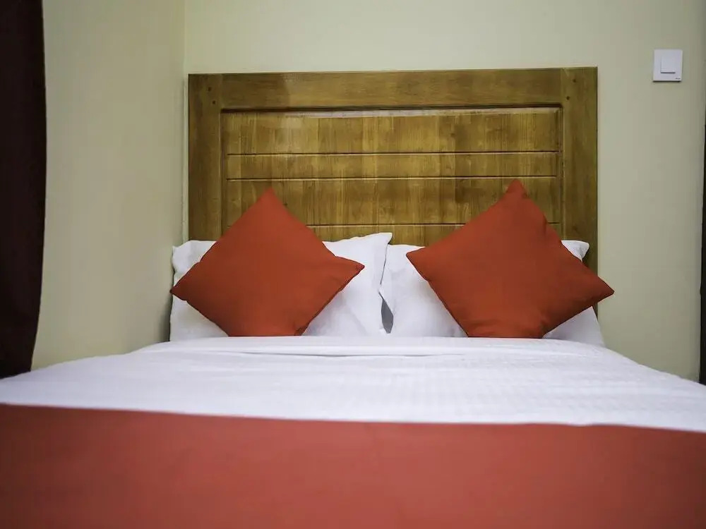 Sri Subbiah Inn By OYO Rooms