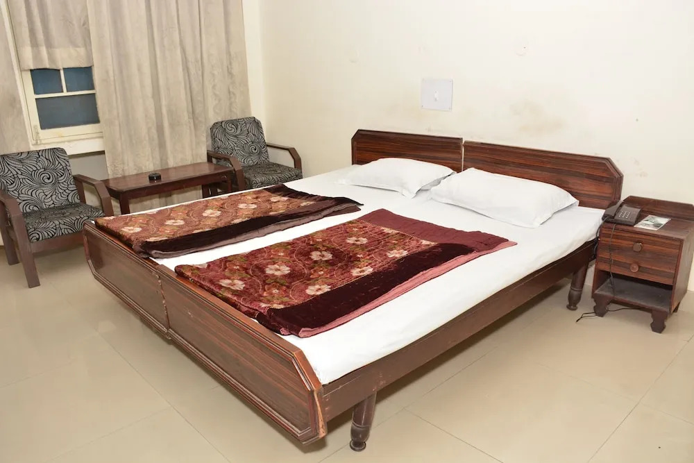 Hotel Drona