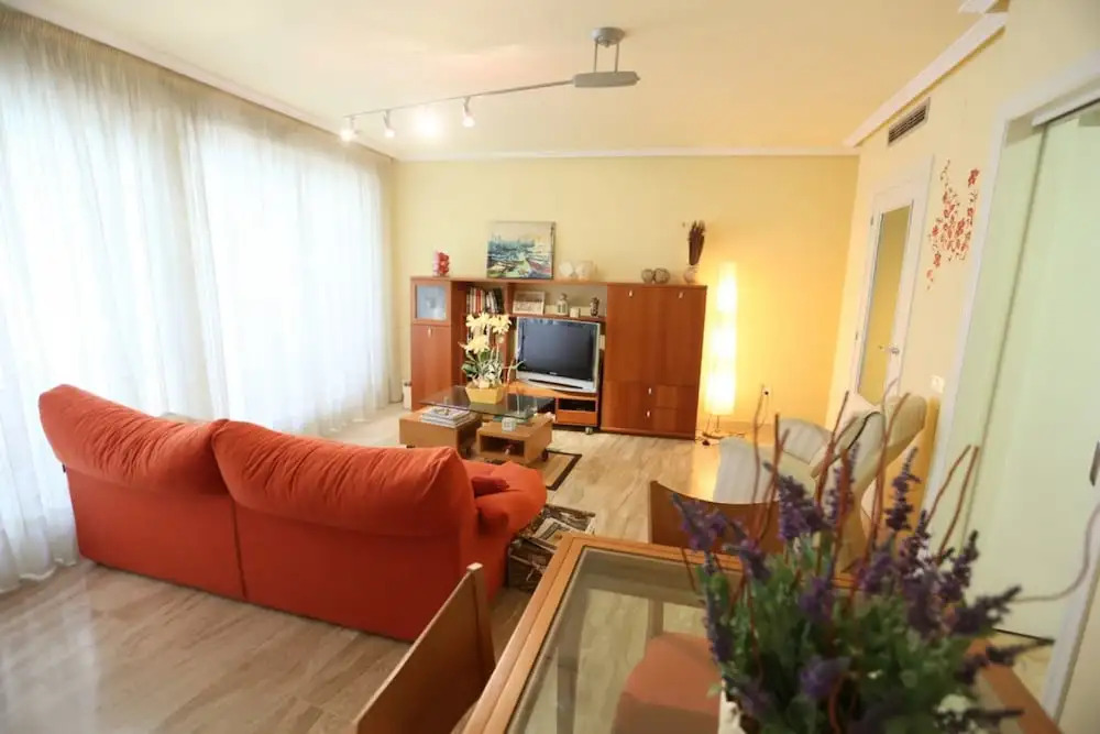 Apartamento Bonito Para 6 Personas en Cambrils